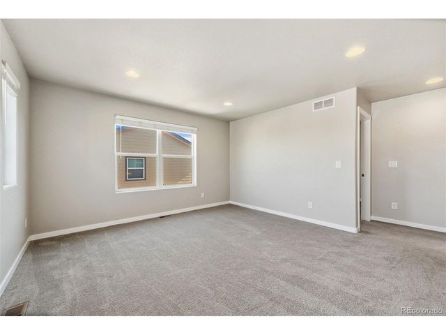 5562 Clarence Dr, Windsor, CO 80550