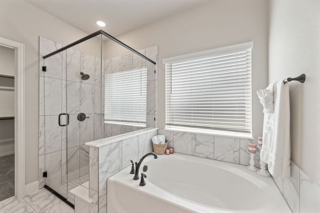 4206 Dandelion Lane, Midlothian, TX 76065