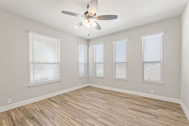 4206 Dandelion Lane, Midlothian, TX 76065