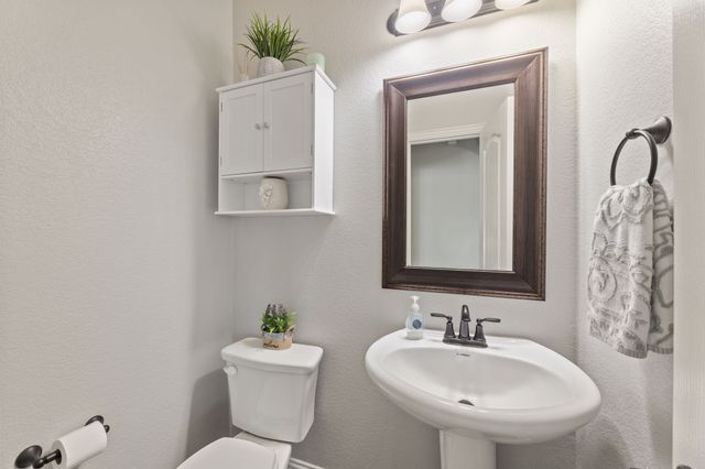 4206 Dandelion Lane, Midlothian, TX 76065