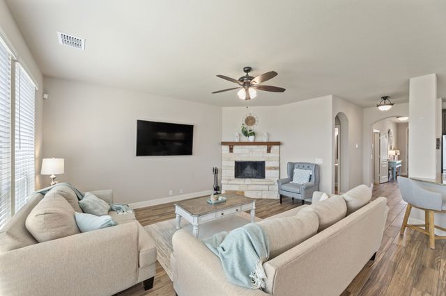 4206 Dandelion Lane, Midlothian, TX 76065