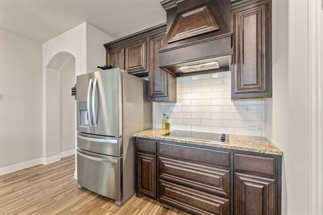 4206 Dandelion Lane, Midlothian, TX 76065