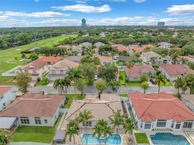 5374 SW 33rd Ave, Hollywood, FL 33312