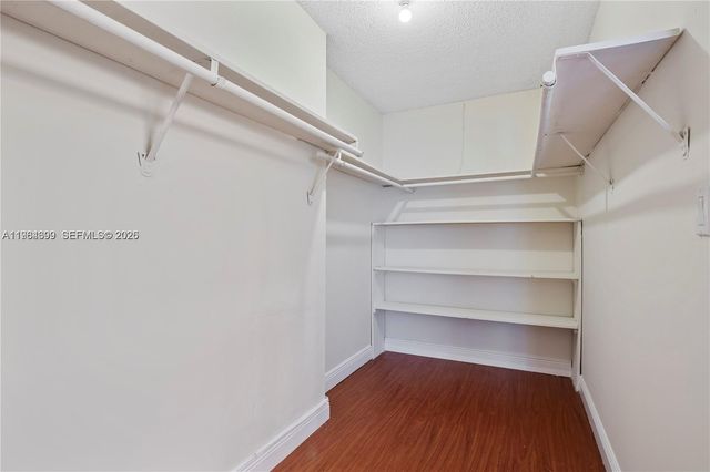 16740 NE 9th Ave 204, North Miami Beach, FL 33162