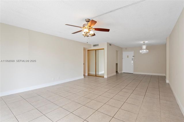 16740 NE 9th Ave 204, North Miami Beach, FL 33162