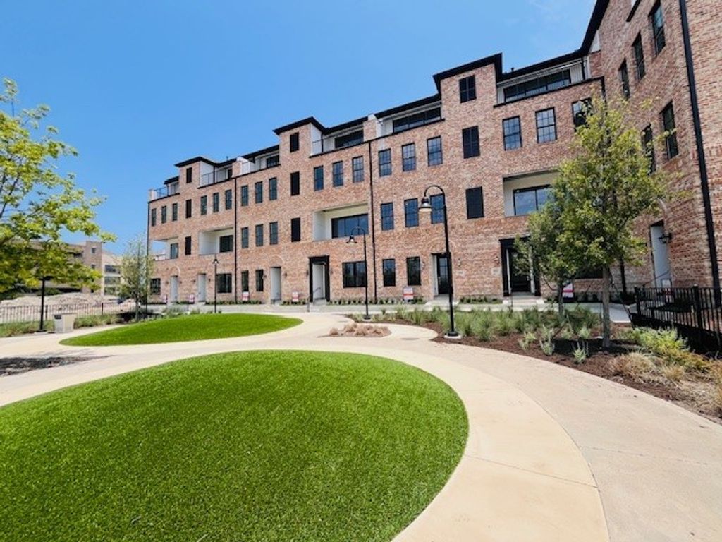 6011 Laurel Lane, Addison, TX 75001