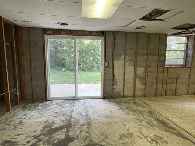2411 Slayden Marion Rd, Cumberland Furnace, TN 37051