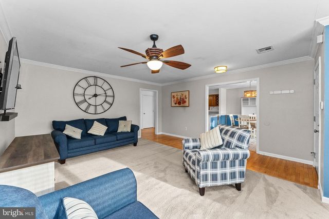 745 TENNYSON DR, Warminster, PA 18974