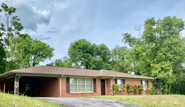 140 Short St, Liberty, TN 37095