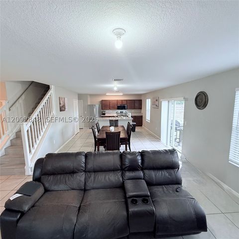 30221 SW 157th Ave, Homestead, FL 33033