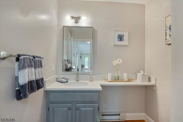 23 Rock Creek Woods Dr, Lambertville City, NJ 08530