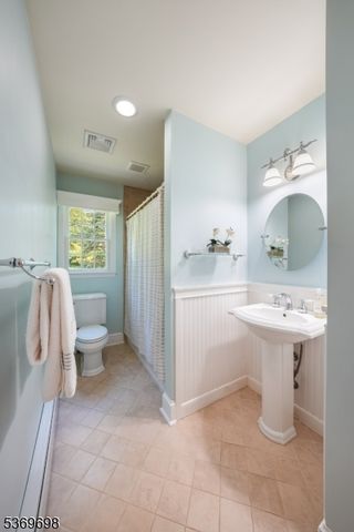 390 Forest Hill Way, Mountainside Boro, NJ 07092