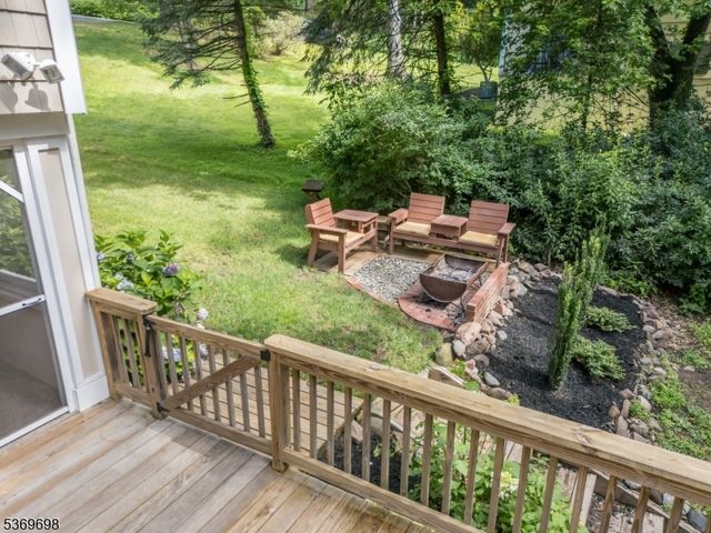 390 Forest Hill Way, Mountainside Boro, NJ 07092