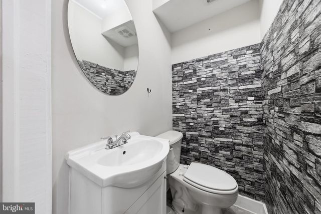 34 HARVARD RD, Hagerstown, MD 21742