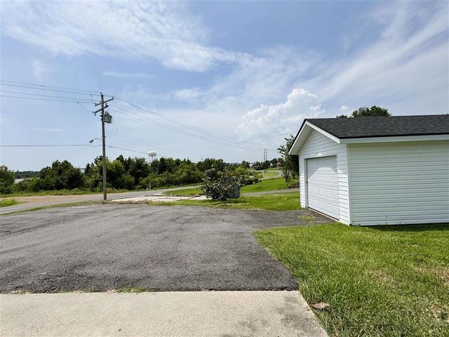 405 McKinley Street, Westlake, LA 70669