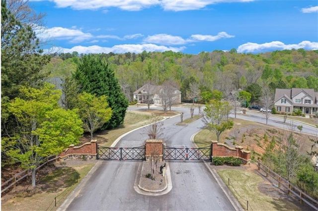 3459 Dockside Shores Drive, Gainesville, GA 30506