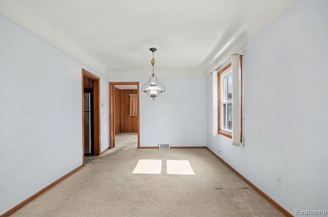 1043 Claremont Street, Dearborn, MI 48124