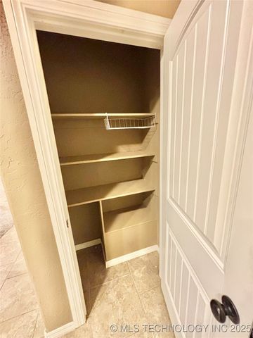 1714 E Old Military Road, Stigler, OK 74462