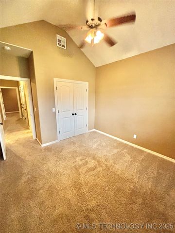 1714 E Old Military Road, Stigler, OK 74462