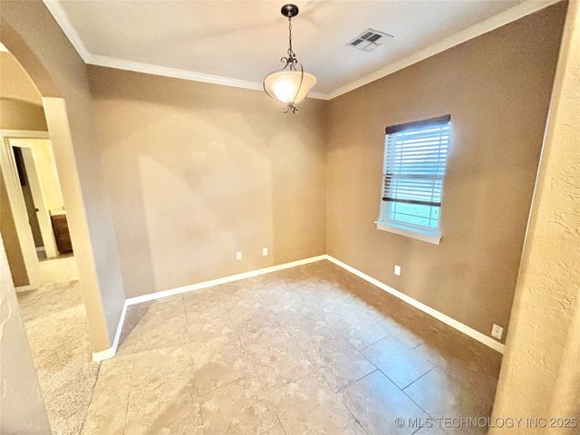 1714 E Old Military Road, Stigler, OK 74462