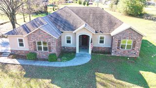 1714 E Old Military Road, Stigler, OK 74462
