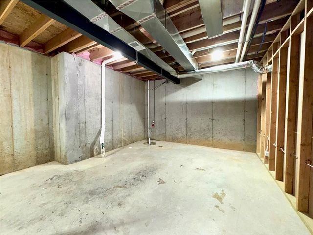 803 NW Hickory Ridge Drive, Grain Valley, MO 64029
