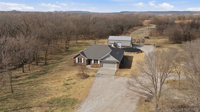 14902 E 370 Road, Claremore, OK 74017