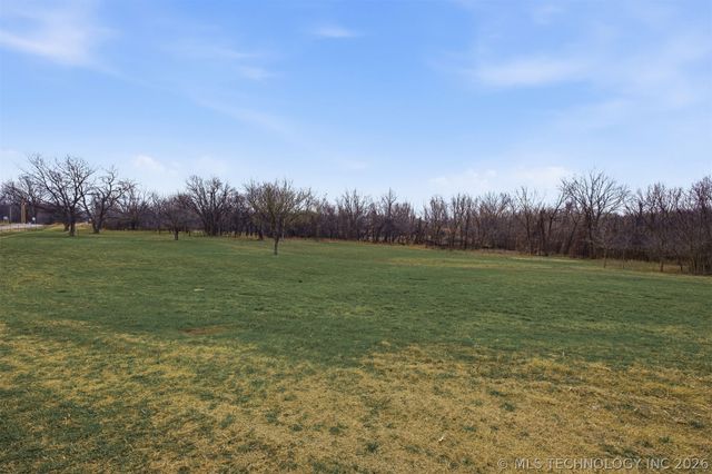 14902 E 370 Road, Claremore, OK 74017