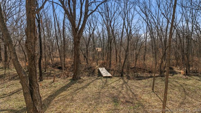 14902 E 370 Road, Claremore, OK 74017