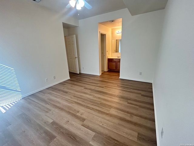 5046 ANACACHO ST, San Antonio, TX 78217