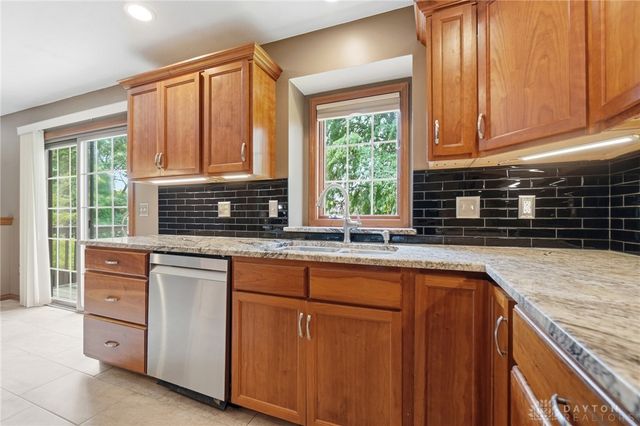 3859 Callaway Court, Bellbrook, OH 45305