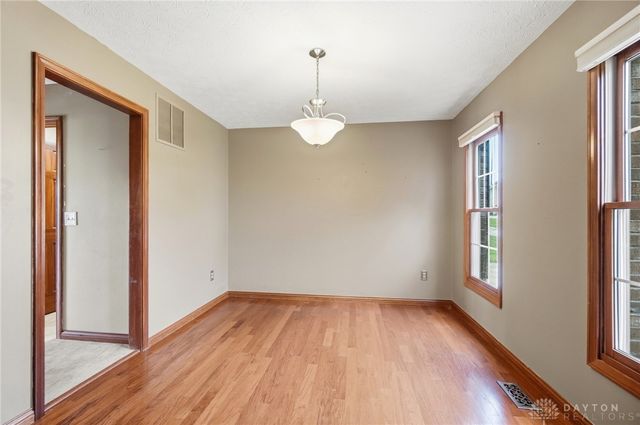 3859 Callaway Court, Bellbrook, OH 45305