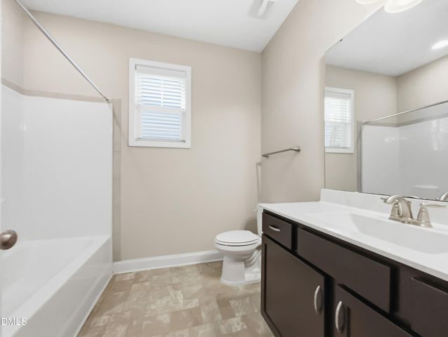 434 Bridgehaven Drive, Raeford, NC 28376