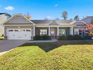 434 Bridgehaven Drive, Raeford, NC 28376