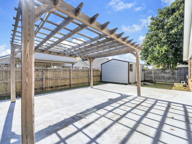 763 Pearl Sand Drive, Mary Esther, FL 32569