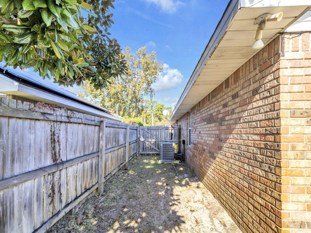 763 Pearl Sand Drive, Mary Esther, FL 32569