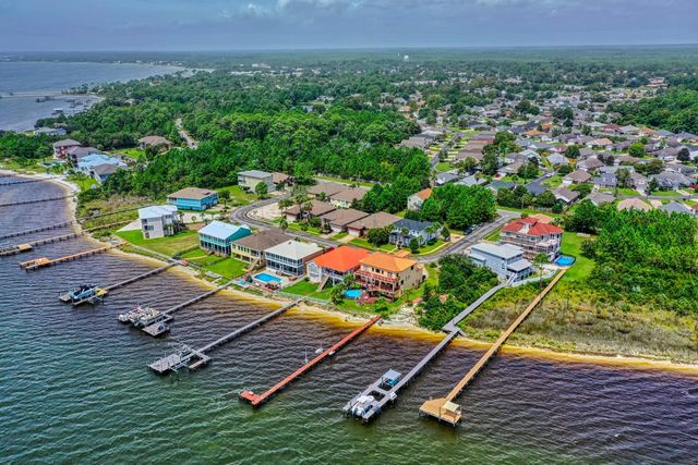 763 Pearl Sand Drive, Mary Esther, FL 32569