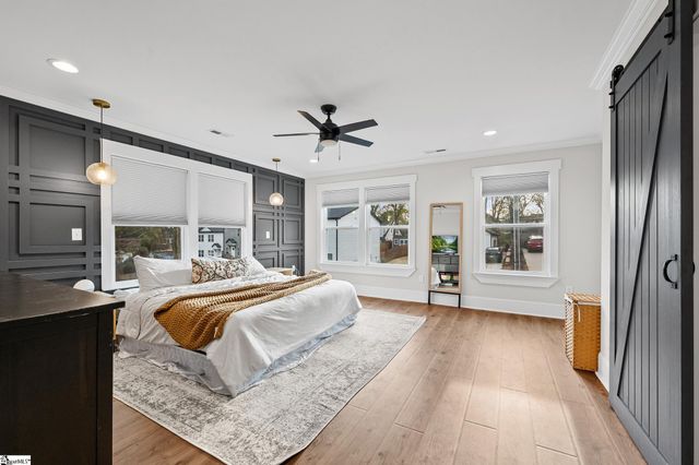 14 Blackwood Street, Greenville, SC 29611