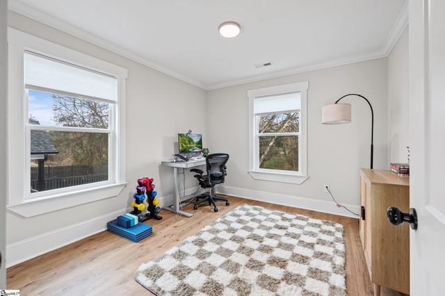 14 Blackwood Street, Greenville, SC 29611