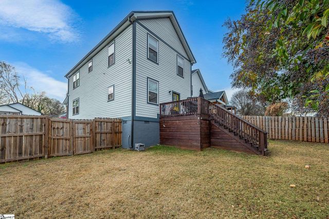 14 Blackwood Street, Greenville, SC 29611