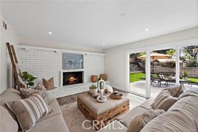 24828 Acropolis, Mission Viejo, CA 92691