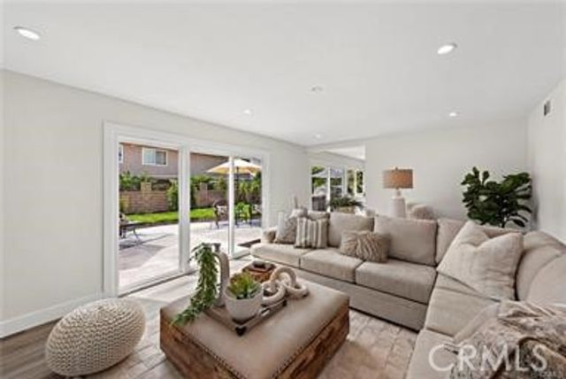 24828 Acropolis, Mission Viejo, CA 92691