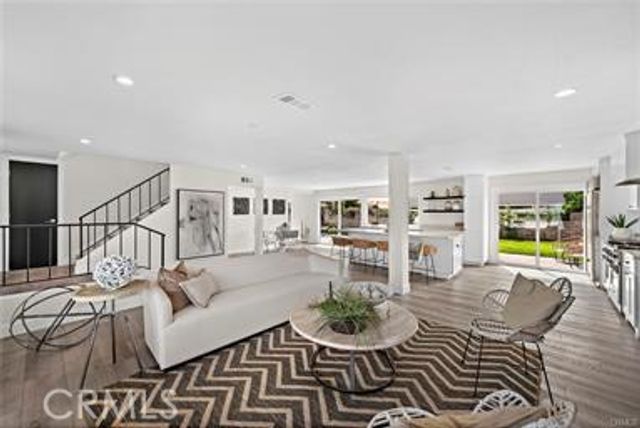 24828 Acropolis, Mission Viejo, CA 92691