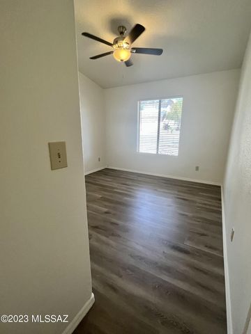 9641 N Gyor Place, Tucson, AZ 85742