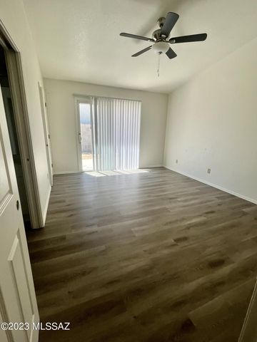 9641 N Gyor Place, Tucson, AZ 85742
