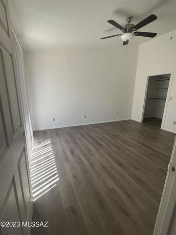9641 N Gyor Place, Tucson, AZ 85742