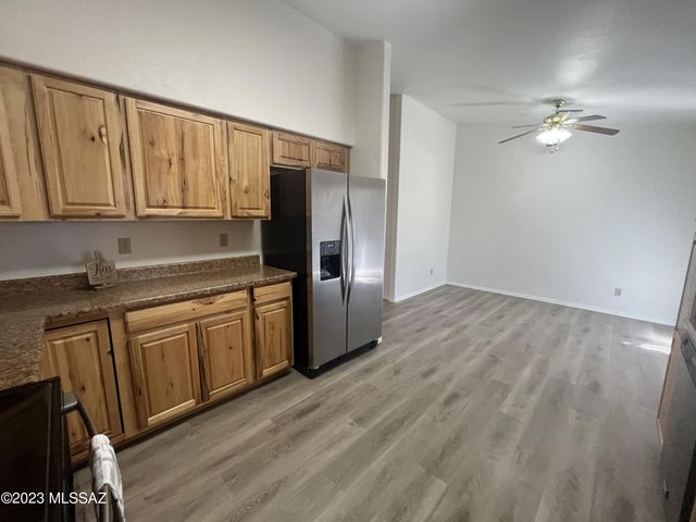 9641 N Gyor Place, Tucson, AZ 85742