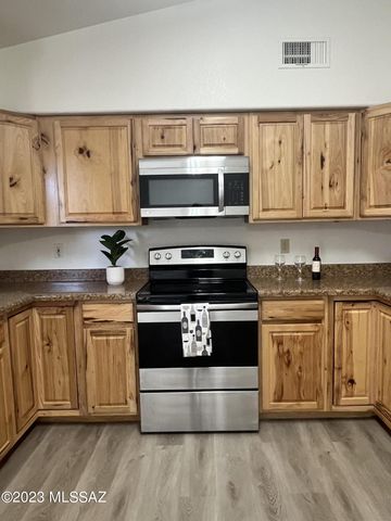 9641 N Gyor Place, Tucson, AZ 85742