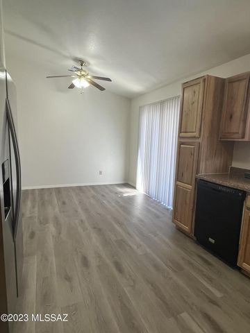 9641 N Gyor Place, Tucson, AZ 85742