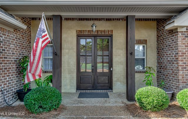 158 Lakeway Drive, Gluckstadt, MS 39110